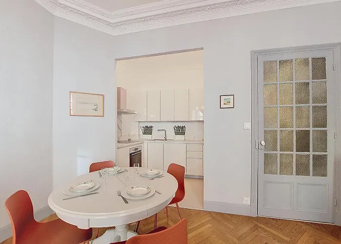 Nestor&jeeves - Orange - - Near Sea Apartamento